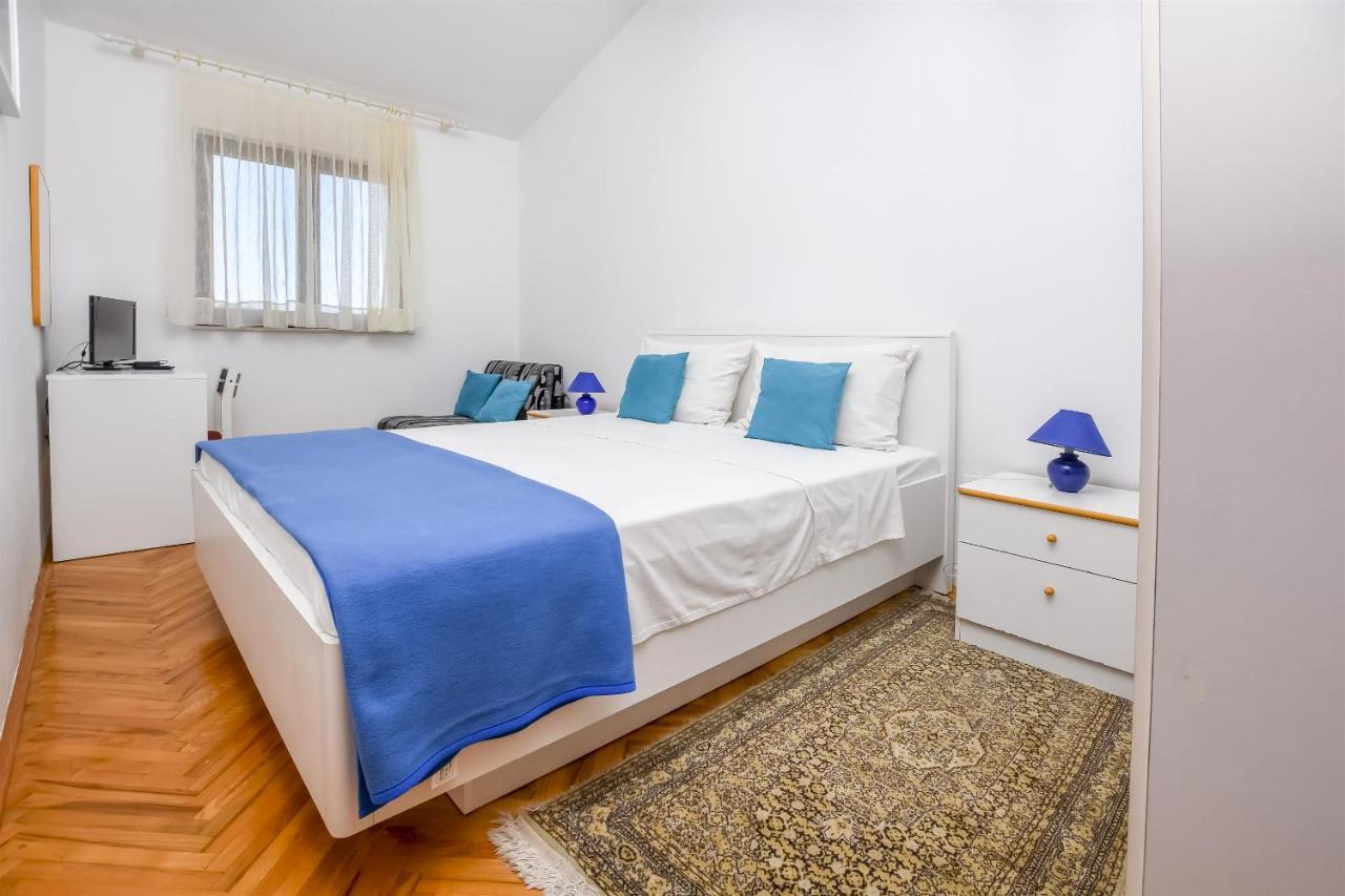 Apartments Viktor Rogoznica (Sibenik-Knin)