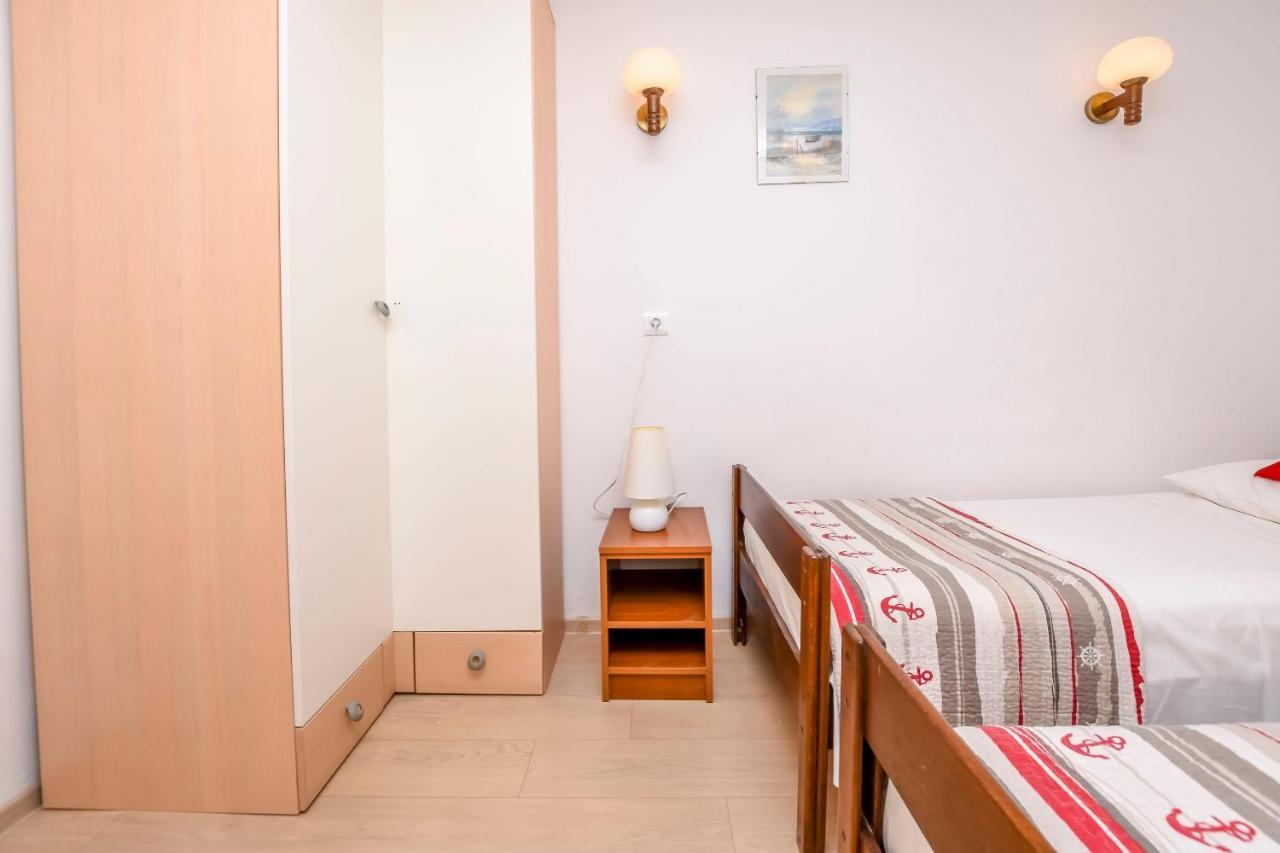 Apartments Viktor Apartmán